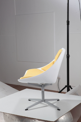 Modern Swivel Aluminium Base Nordic Space Lounge Chair Customized Color